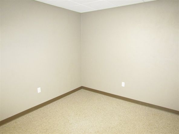 1504 Creston Park Dr, Janesville, WI 53545
